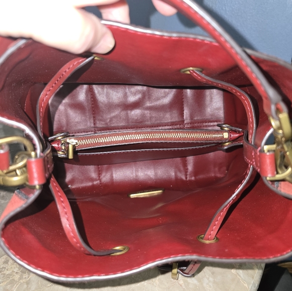 Michael Kors Mercer Patchwork Suede Leather Burgundy Bucket Bag Crossbody NWOT - Picture 9 of 12